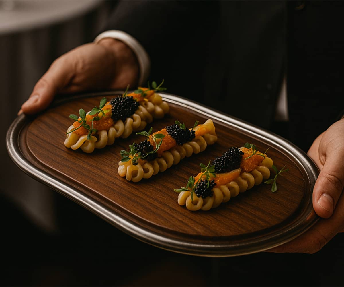 arthylae-gastronomic-wood-silver-metal-tray-hospitality arthylae-gastronomic-wood-silver-metal-tray-hospitality